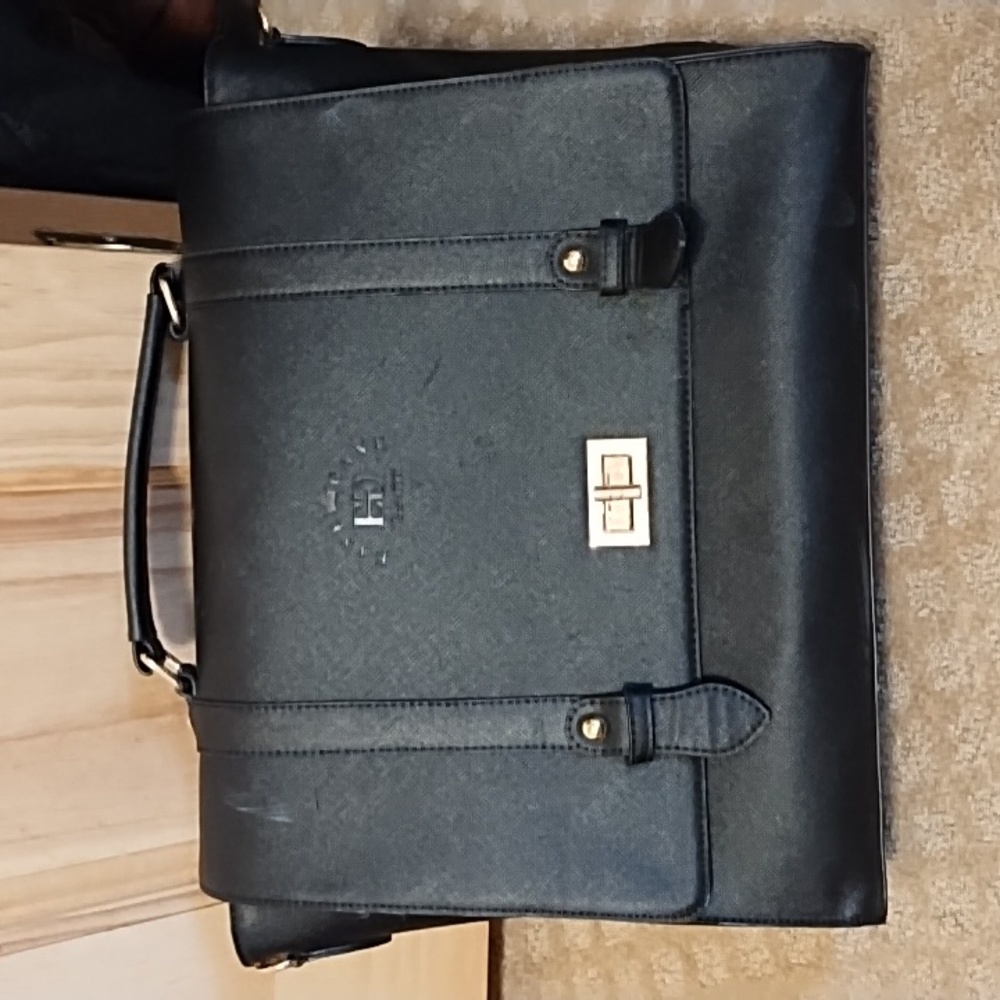 Laptop business case